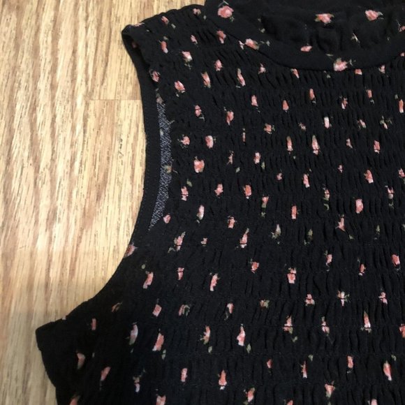 wallflower womens top blouse sleeveless smocked stretchy material size medium - Picture 5 of 12